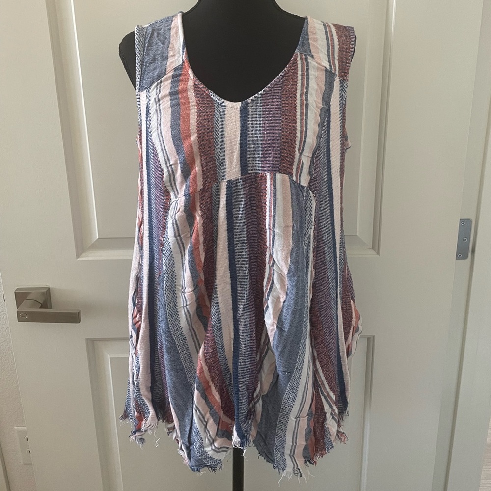 Women’s Sleeveless Tunic
